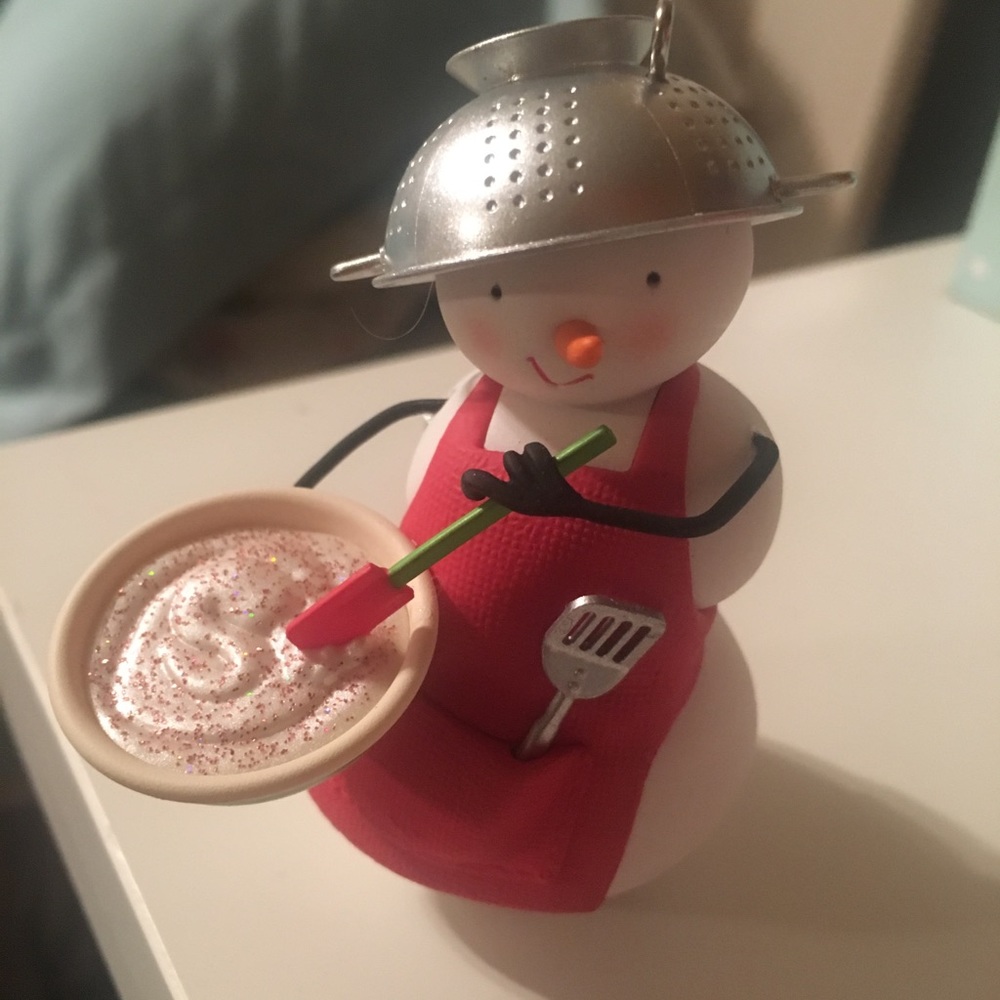 “Merry in the Making” Hallmark Keepsake Ornament - Picture 2 of 3